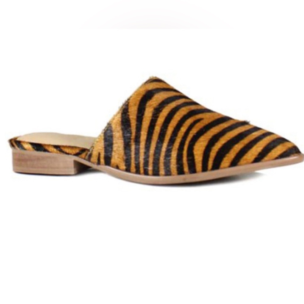 MWOT - DIBA TRUE WOMEN'S HIGH UP FASHION MULES - ROUND TOE - Size 9.5